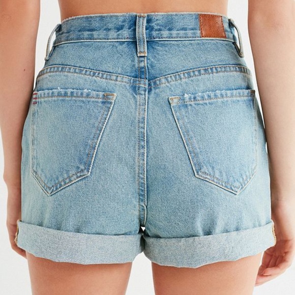 BDG Mom Denim Jean Shorts - Picture 3 of 7